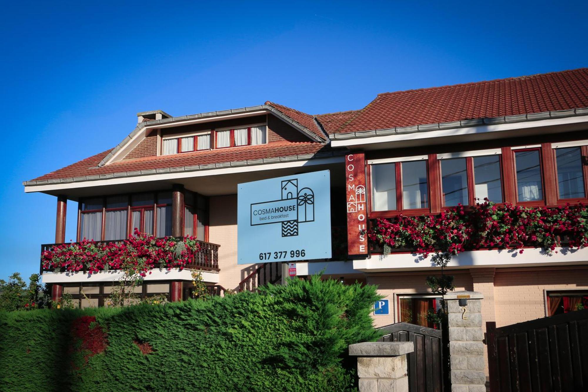 ホテル Cosma House Hinojedo エクステリア 写真
